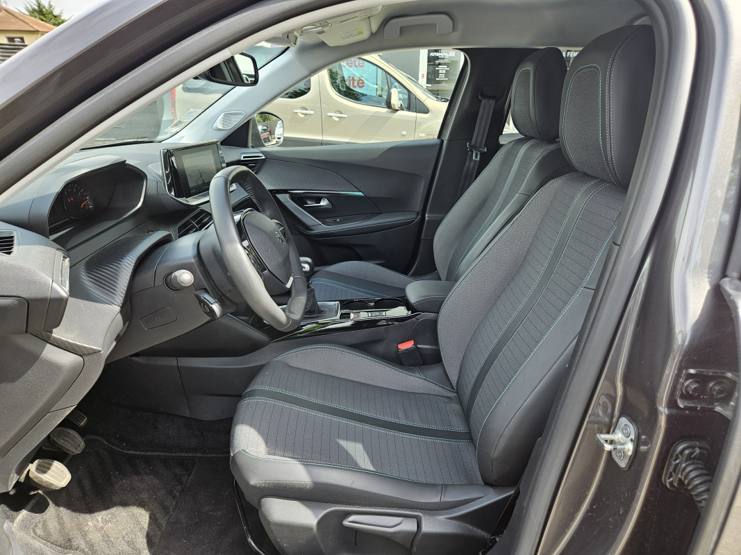 Peugeot 2008 — 9