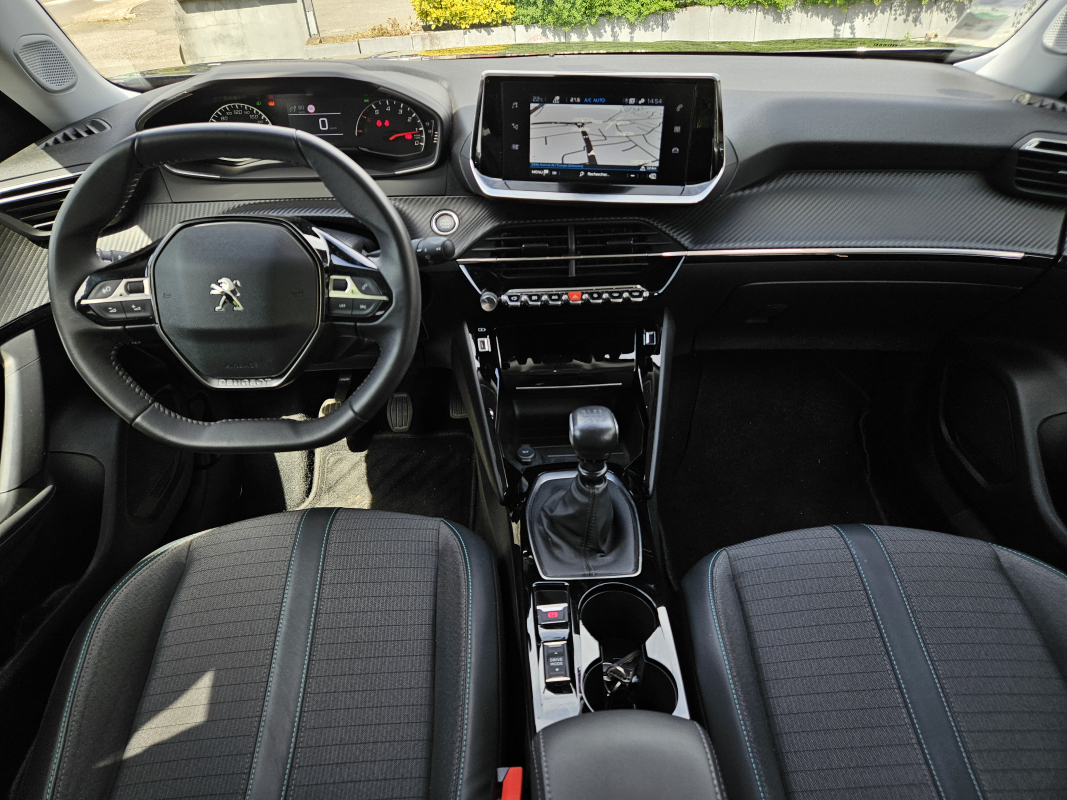 Peugeot 2008 — 11