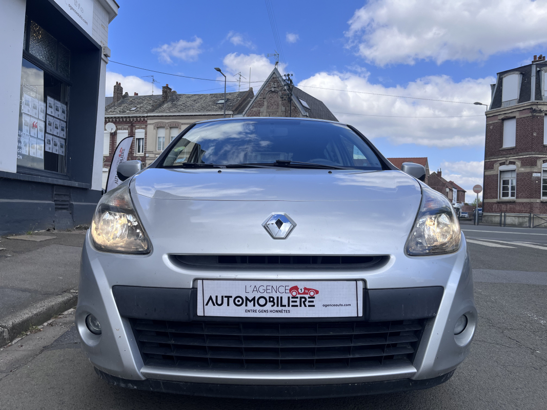Renault Clio — 2