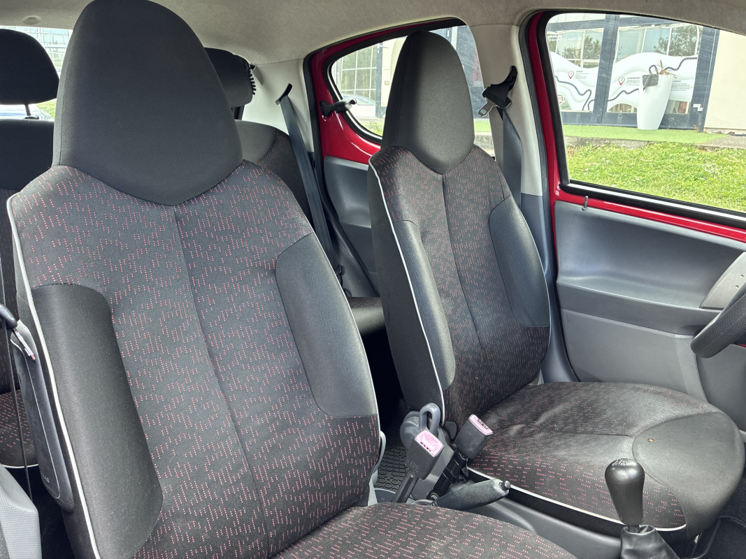 Peugeot 107 — 13