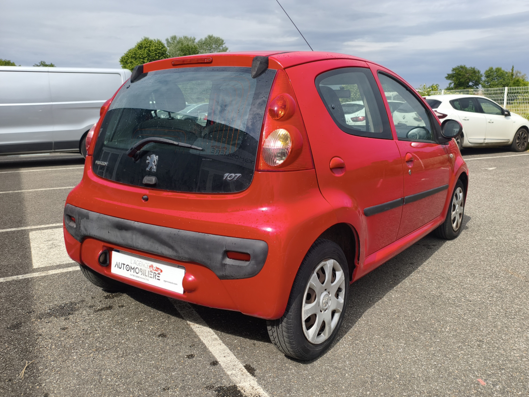 Peugeot 107 — 7
