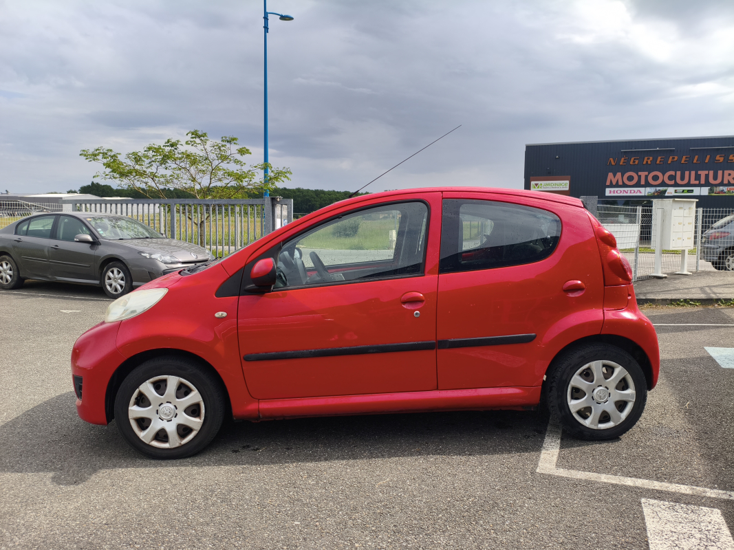 Peugeot 107 — 4