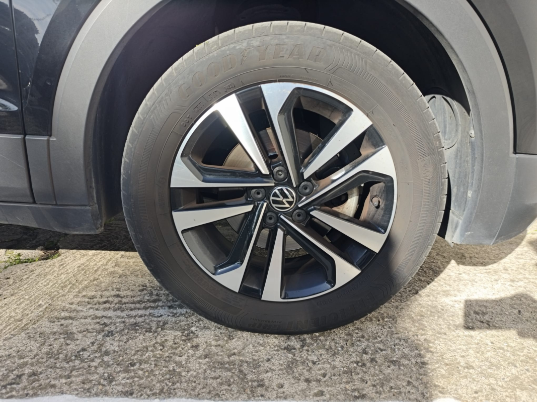 Volkswagen T-Cross — 23