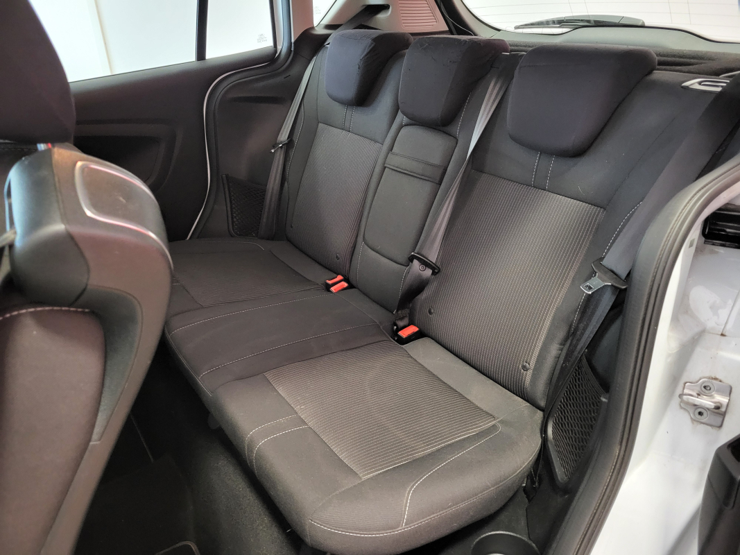Ford B-Max — 11
