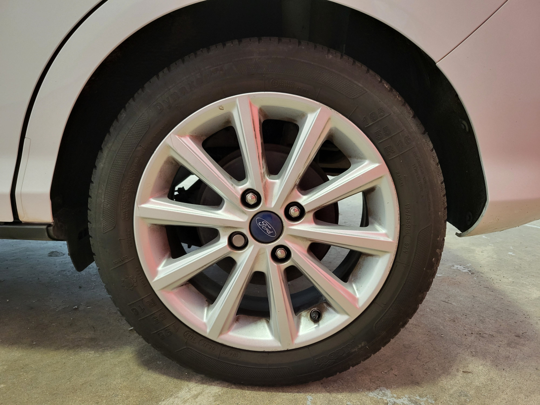 Ford B-Max — 30