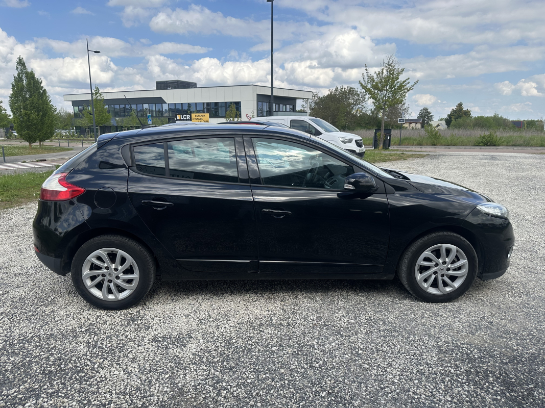 Renault RENAULT MEGANE III — 6