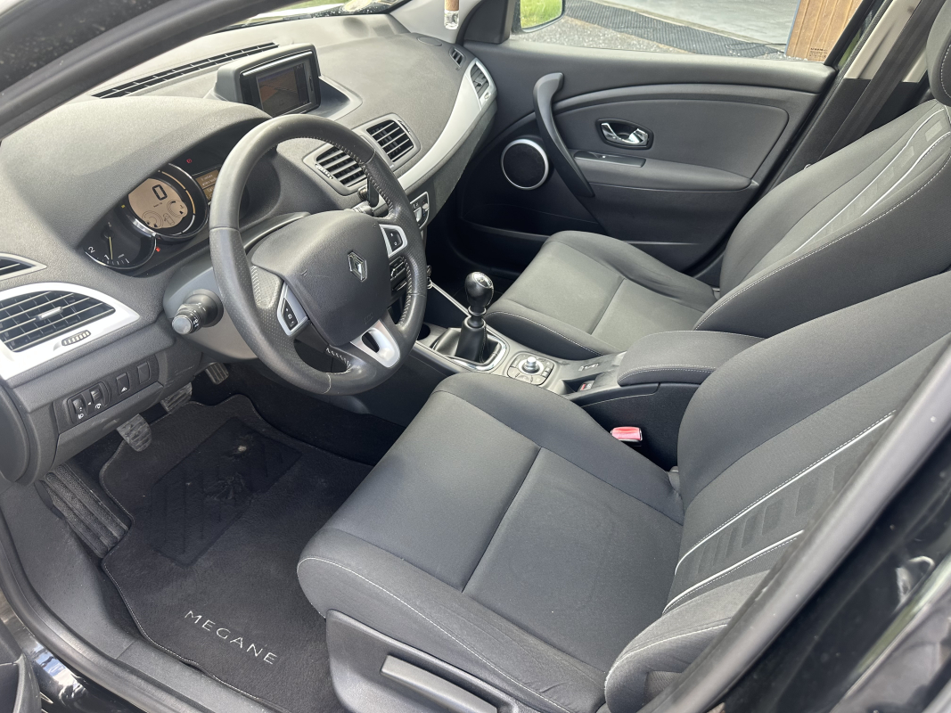 Renault RENAULT MEGANE III — 11