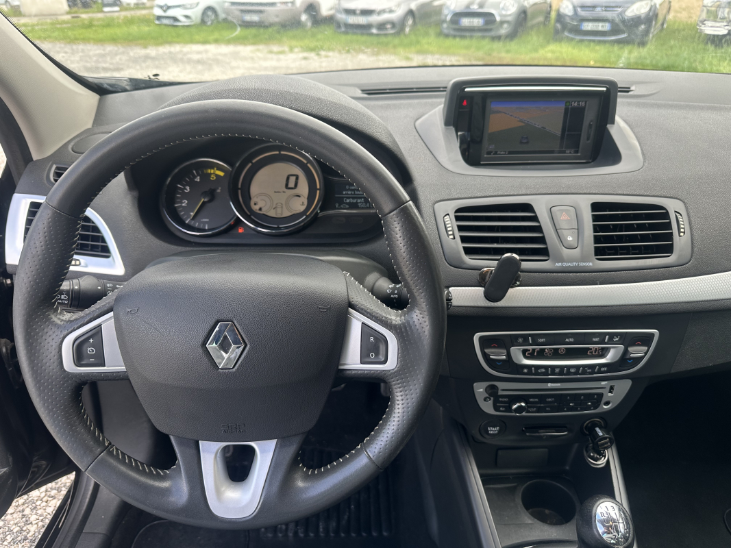 Renault RENAULT MEGANE III — 9