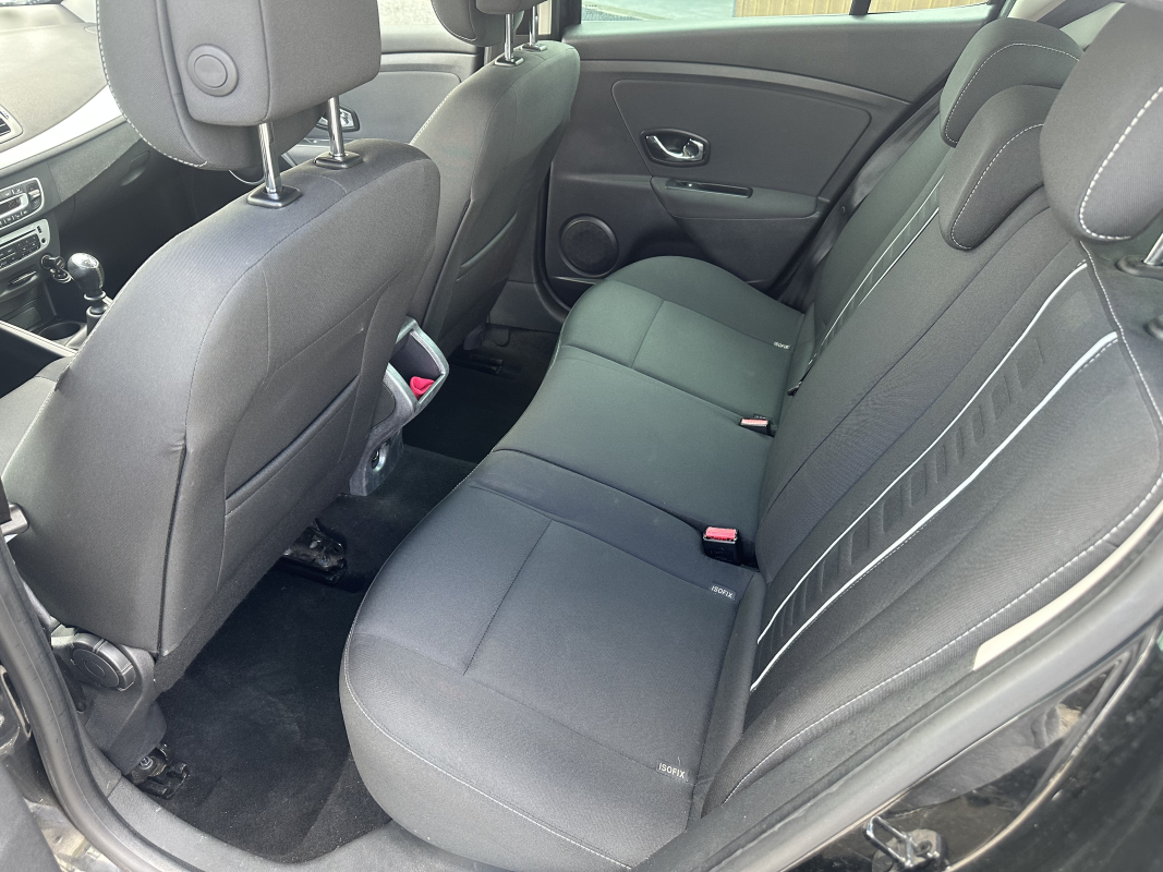 Renault RENAULT MEGANE III — 13
