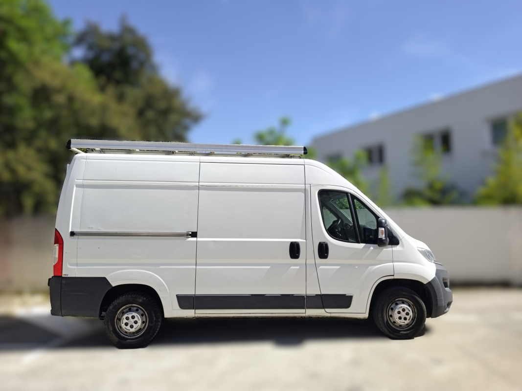 Renault Master — 6