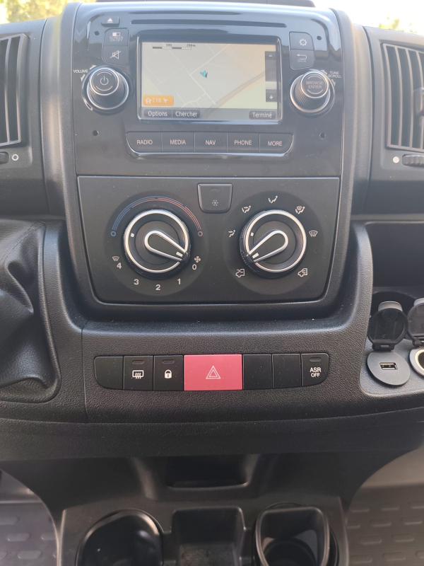 Renault Master — 14