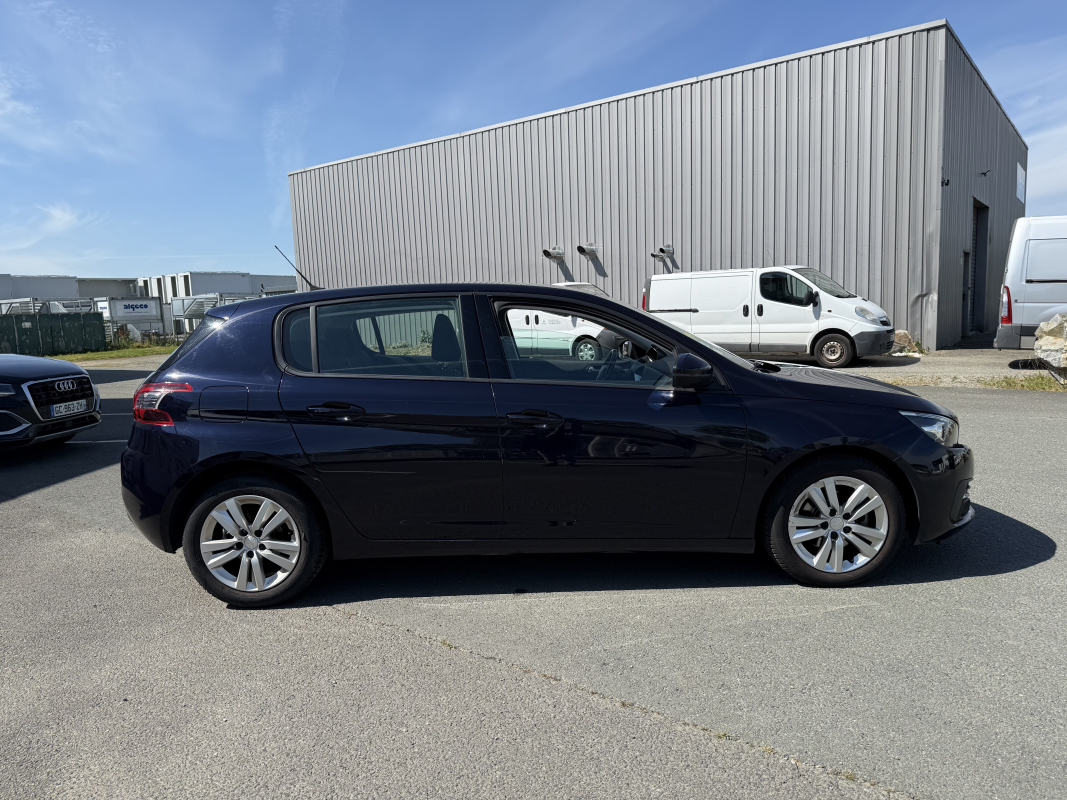 Peugeot 308 — 4