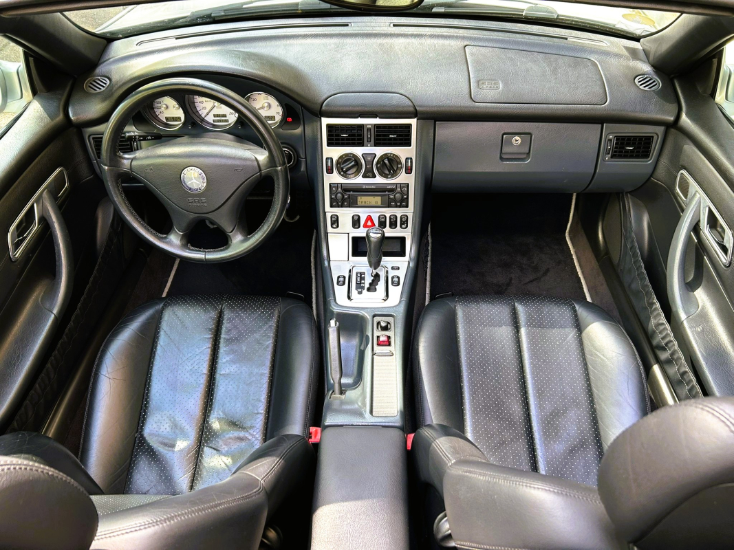 Mercedes SLK — 9