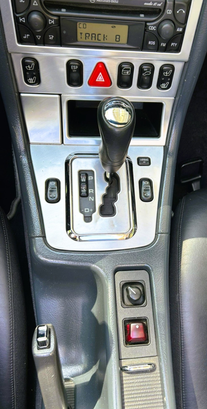 Mercedes SLK — 13