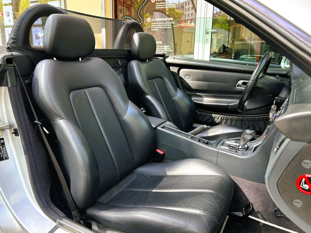Mercedes SLK — 21