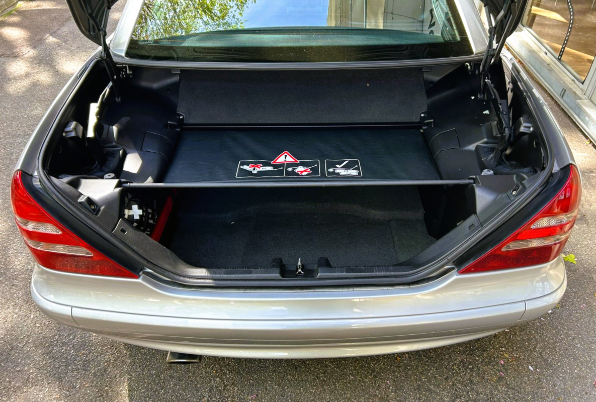 Mercedes SLK — 23