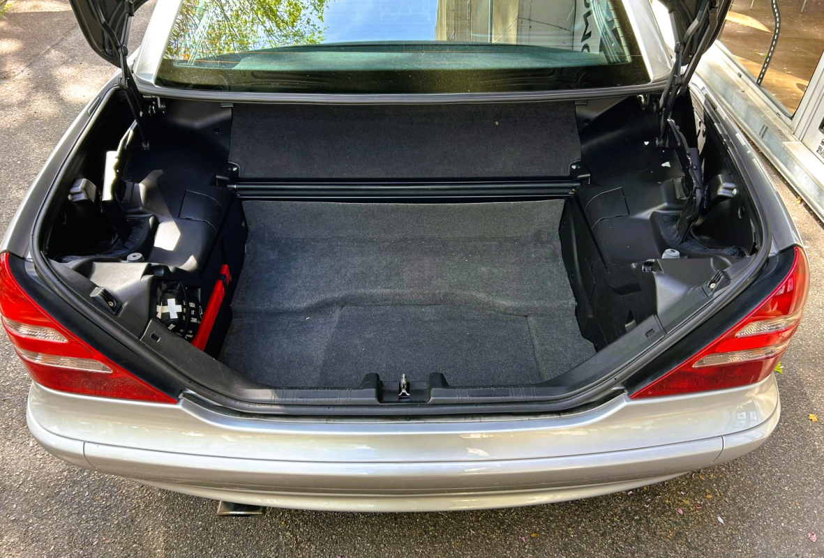 Mercedes SLK — 24