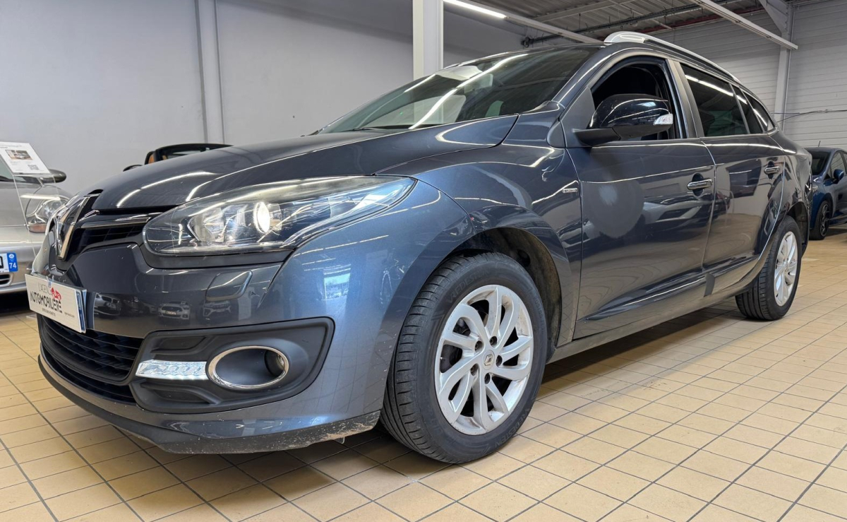 Renault Megane Estate — 3