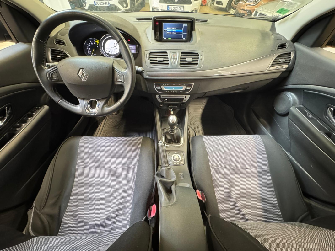 Renault Megane Estate — 11