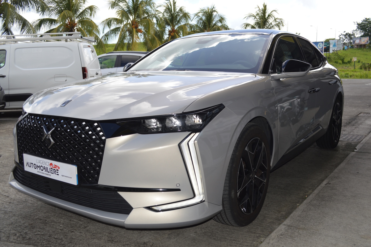 DS DS4 — 4