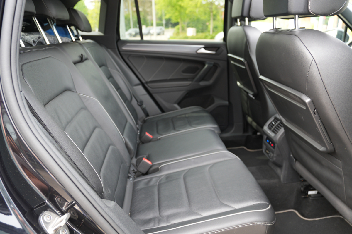 Volkswagen Tiguan — 38