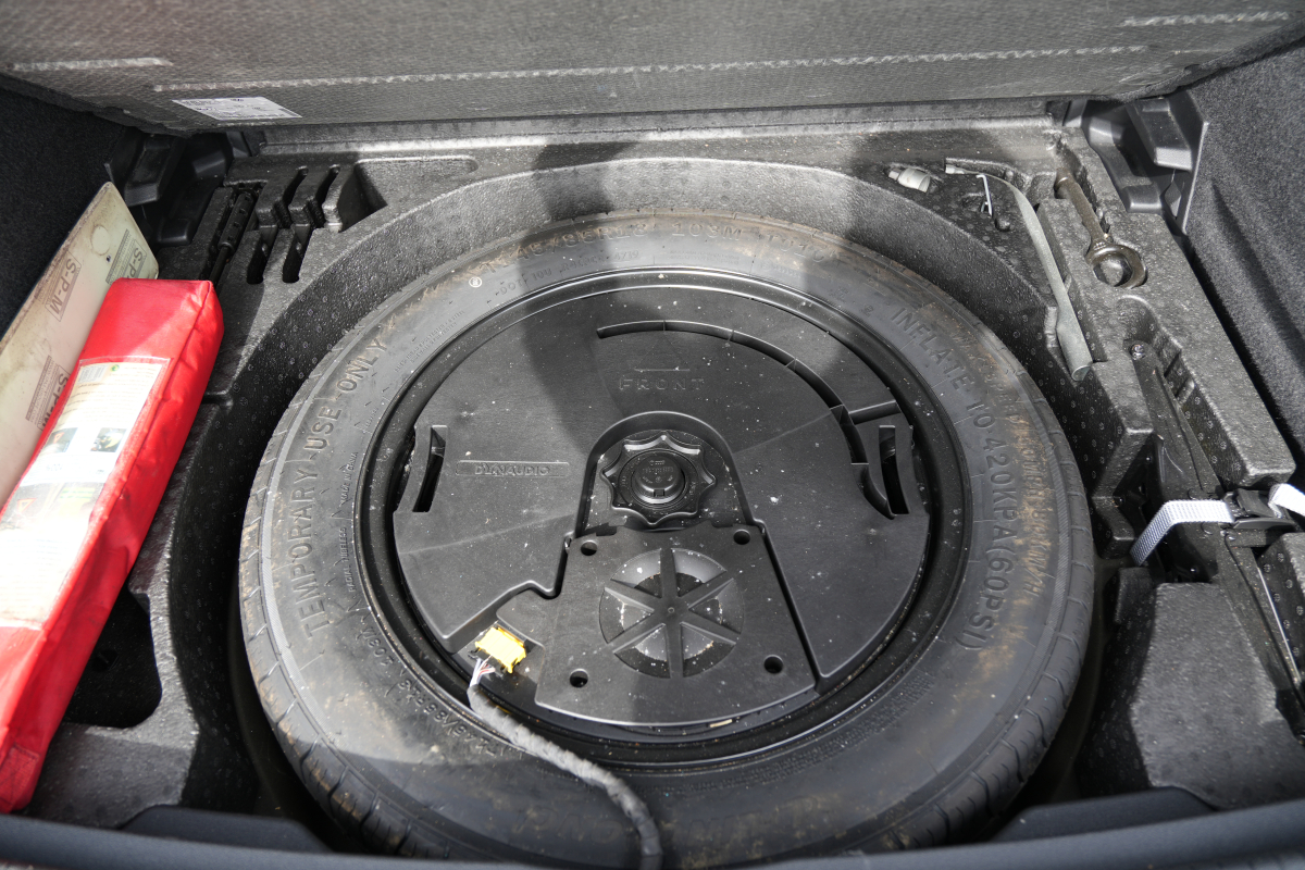 Volkswagen Tiguan — 30