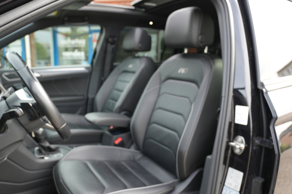 Volkswagen Tiguan — 24