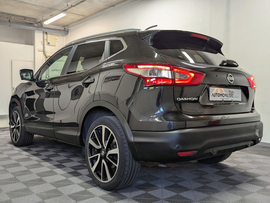 Nissan Qashqai — 3