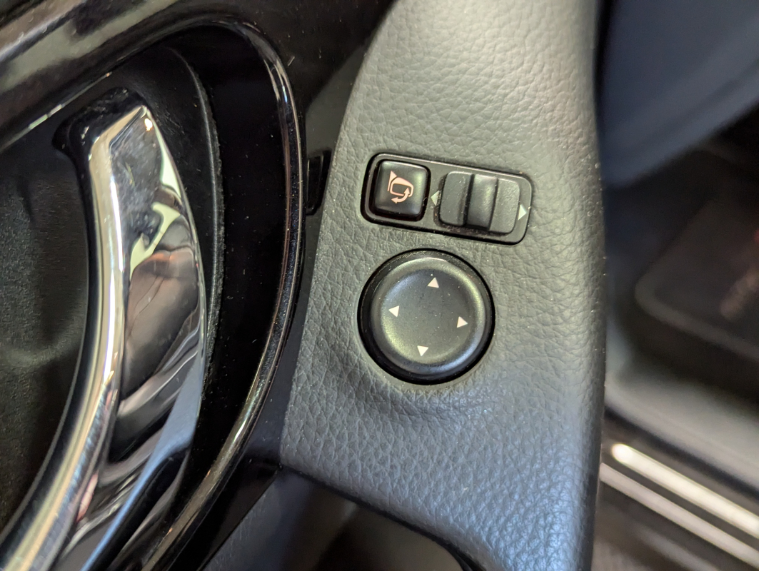 Nissan Qashqai — 27