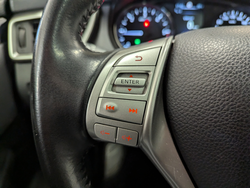 Nissan Qashqai — 16