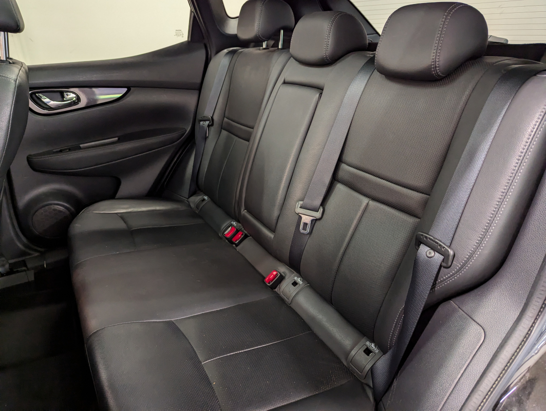 Nissan Qashqai — 14