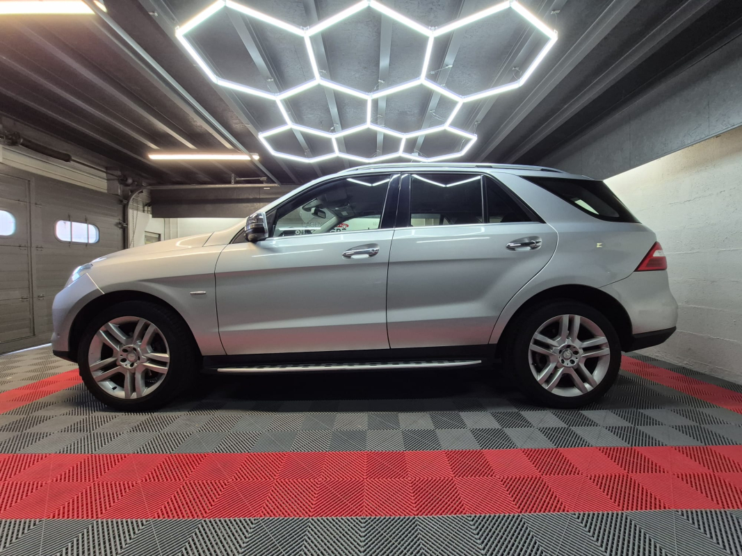 Mercedes ML — 8