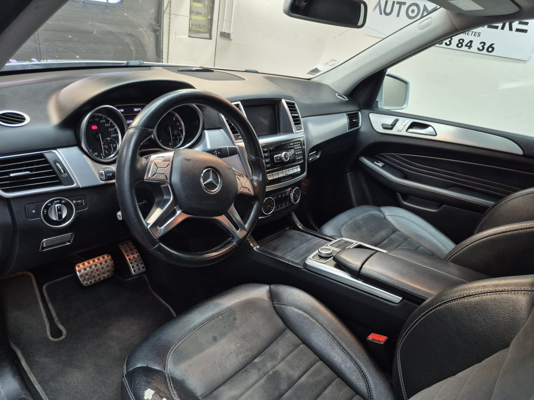 Mercedes ML — 10
