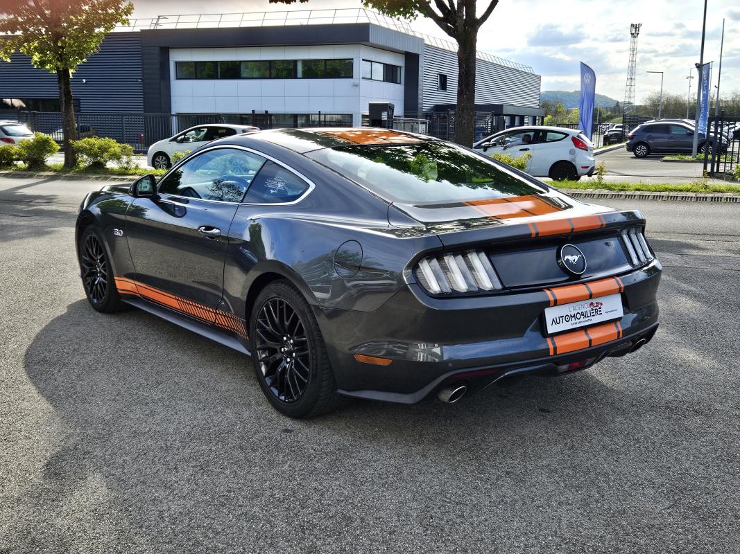 Ford Mustang Fastback — 7