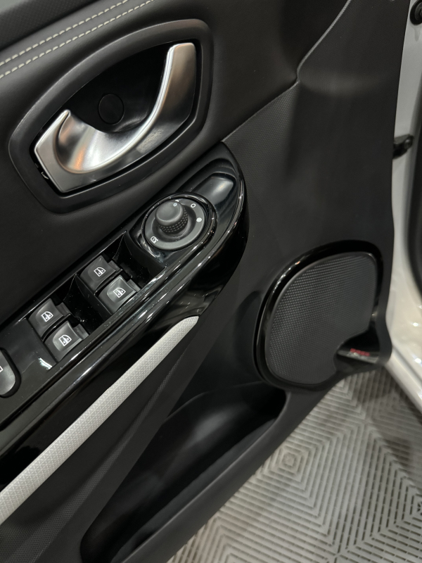 Renault Clio — 33