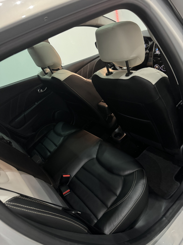 Renault Clio — 36