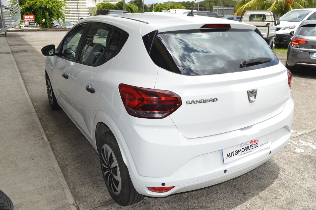 Dacia Sandero — 5
