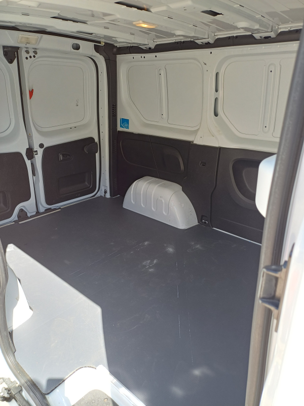 Renault Trafic — 23