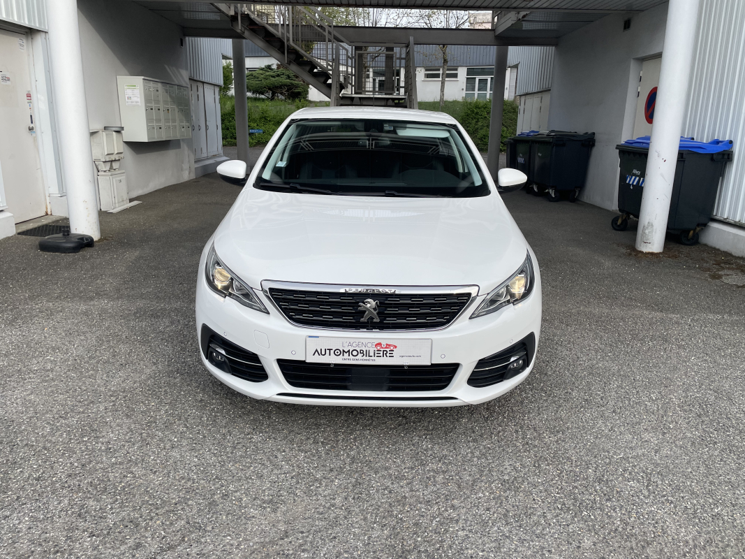 Peugeot 308 — 2