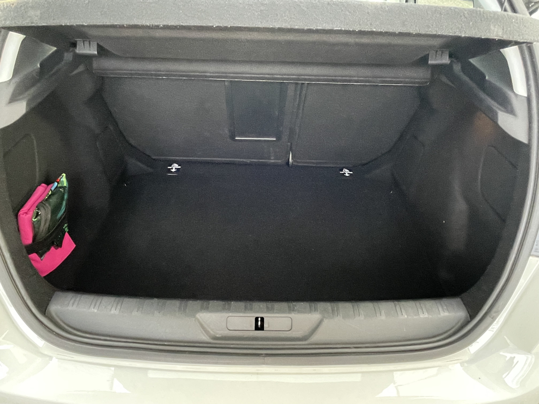 Peugeot 308 — 19