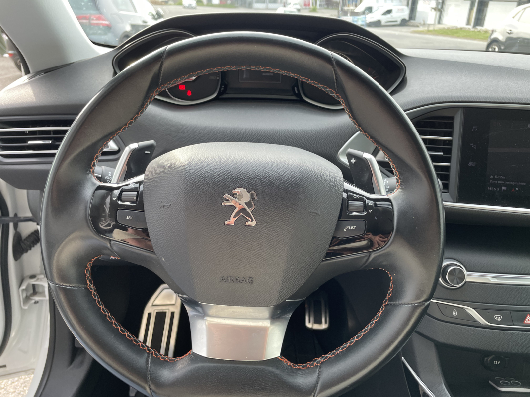 Peugeot 308 — 15
