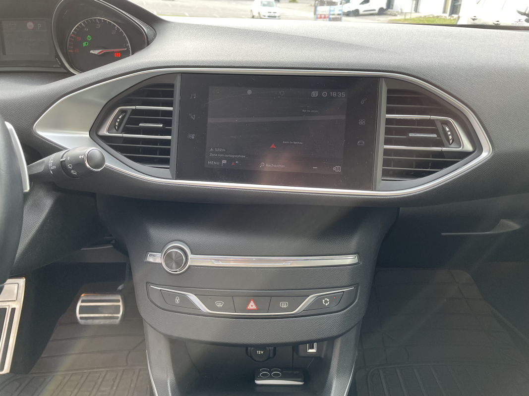 Peugeot 308 — 21