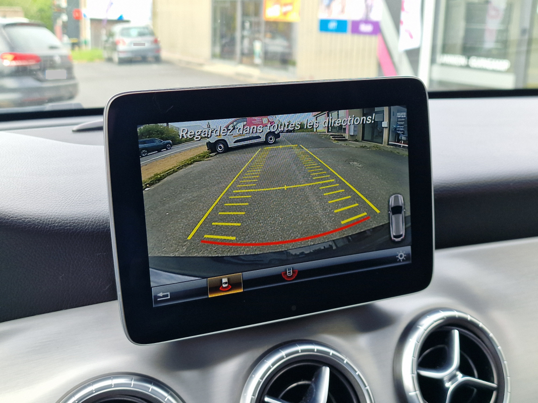 Mercedes Classe CLA — 15