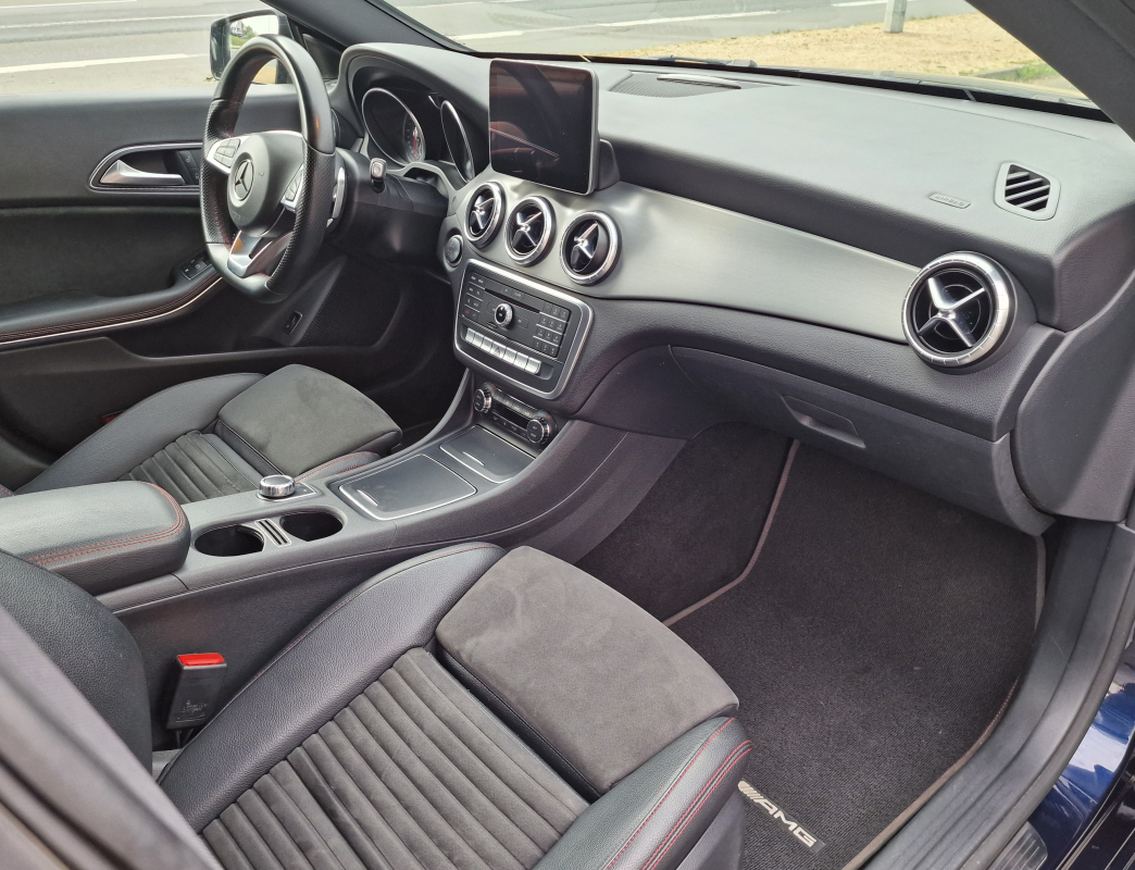 Mercedes Classe CLA — 33