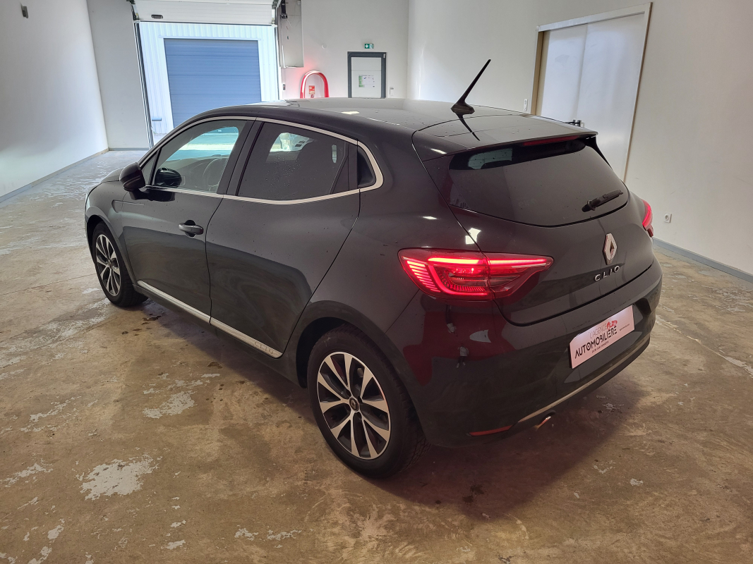 Renault Clio — 5