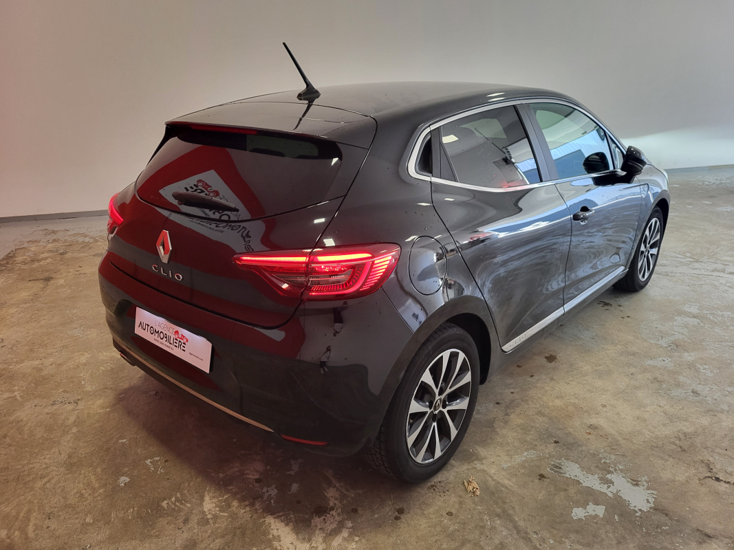 Renault Clio — 7