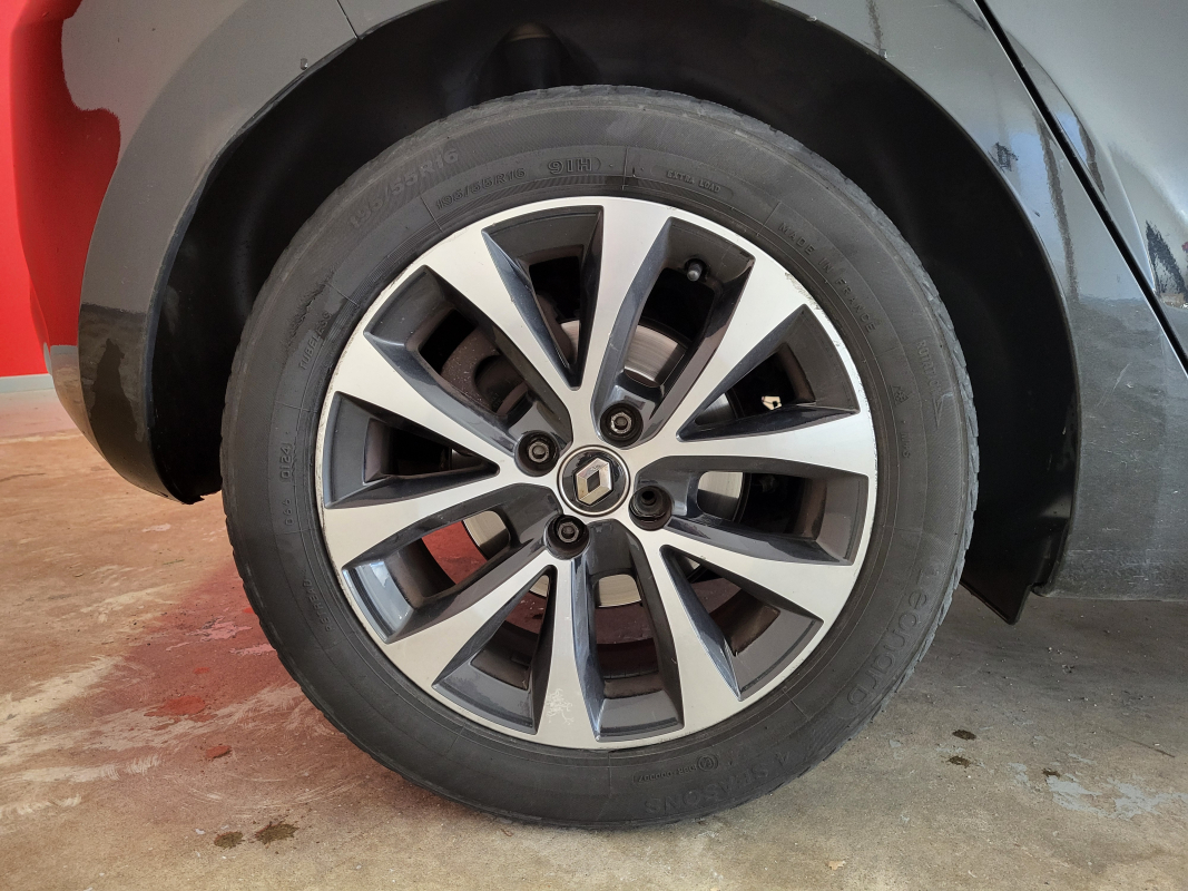 Renault Clio — 26