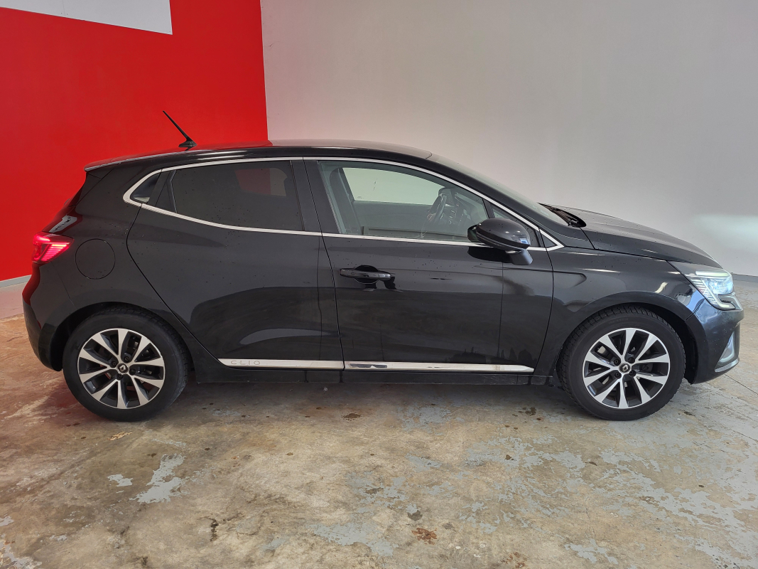 Renault Clio — 8