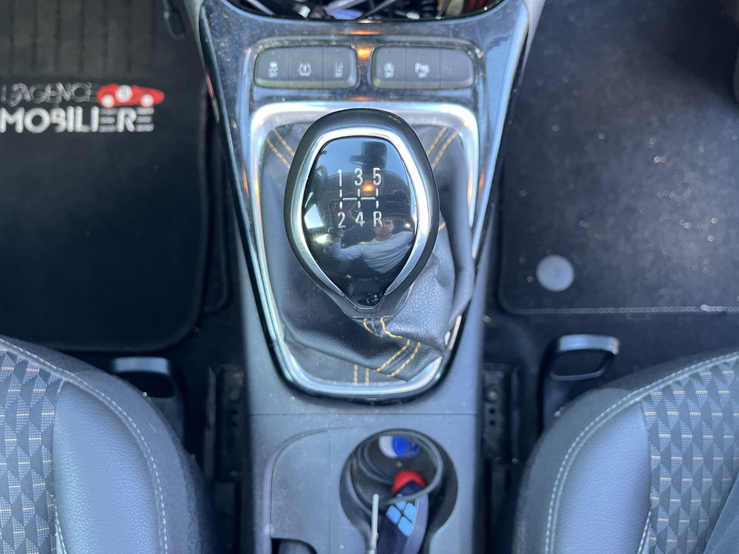 Opel Crossland x — 21
