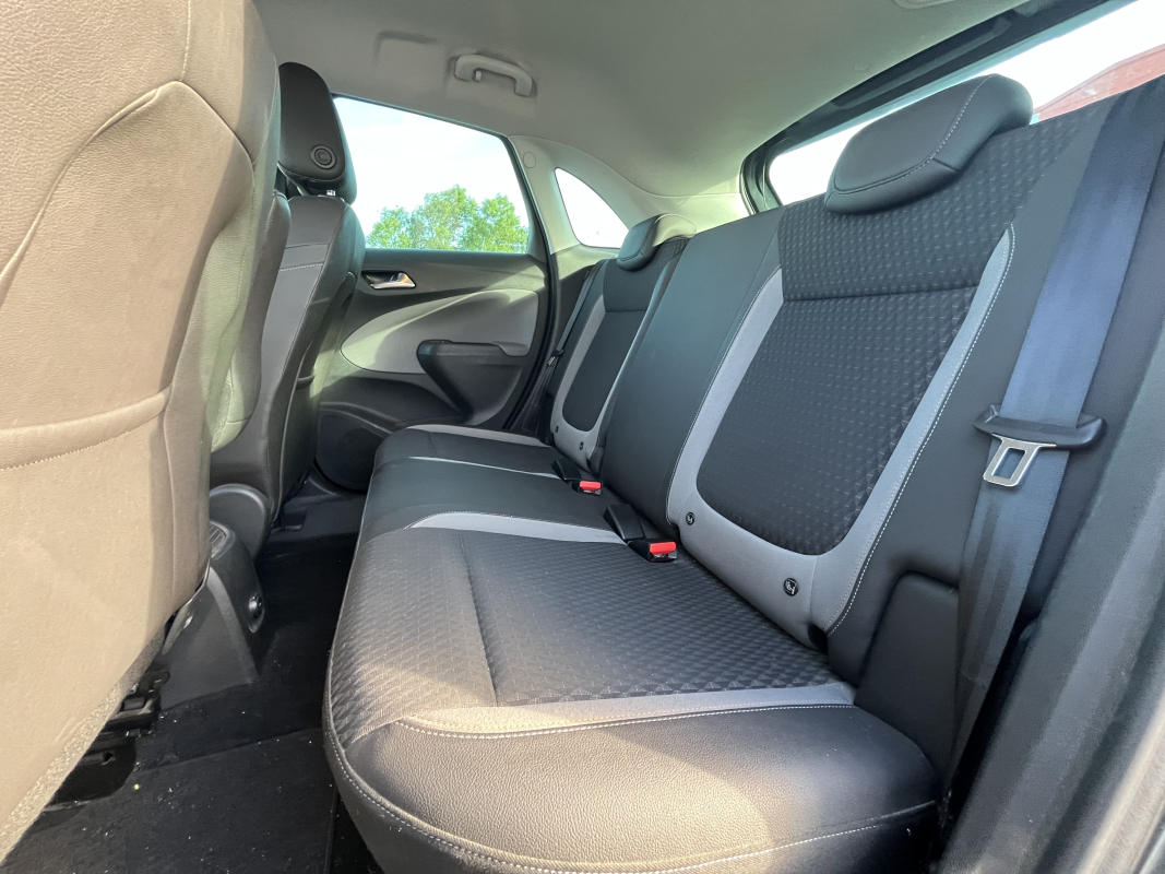 Opel Crossland x — 13